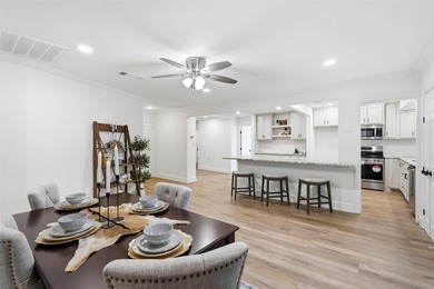 Discover this beautiful 5 bedroom, 4 bath 2 story home located - photo 23