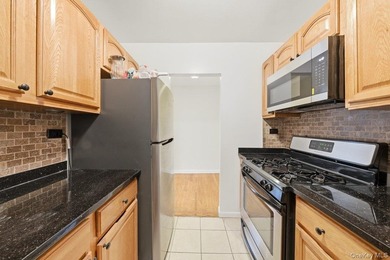 Welcome to effortless living in the heart of the highly - photo 7