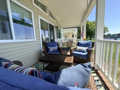 East Bay Waterfront Paradise: Step right out into your backyard - photo 37
