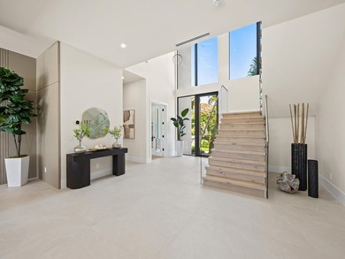 Luxury redefined in this newly constructed waterfront estate - photo 42
