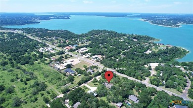 Fully Remodeled One-Story Near Lake Belton | 4BD / 2.5BA + - photo 2