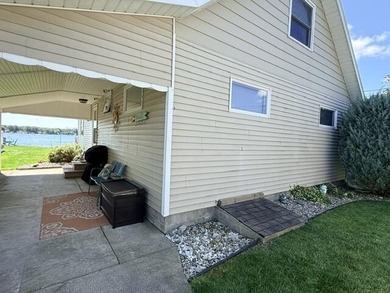 East Bay Waterfront Paradise: Step right out into your backyard - photo 42