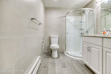 Welcome to 4 Sophia Lane - minutes from the Verrazano Bridge - photo 44