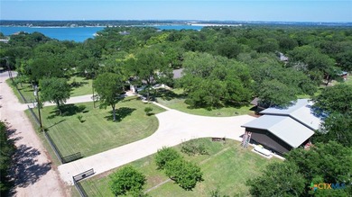 Fully Remodeled One-Story Near Lake Belton | 4BD / 2.5BA + - photo 4
