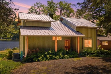 Picturesque Cabin on Fishhawk Lake. Imagine waking each morning - photo 3