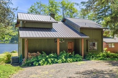 Picturesque Cabin on Fishhawk Lake. Imagine waking each morning - photo 4