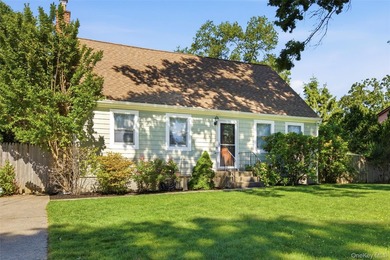 Welcome to this charming and well maintained 4 bedroom, 2 bath - photo 1