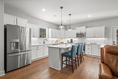 Make this Adorable Cottage in the Bayshore Cove Community your - photo 8