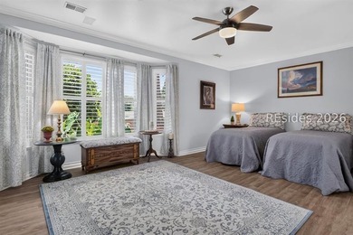 This meticulous, light & bright, updated Hatteras model in Sun - photo 15