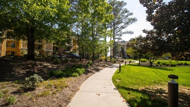 Best-priced 3 bdrm waterfront corner-unit condo available! Enjoy - photo 17