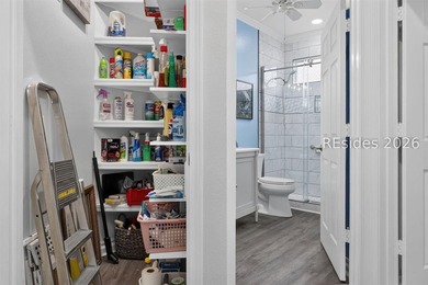 This meticulous, light & bright, updated Hatteras model in Sun - photo 23
