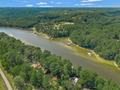 Smith Lake - A 3 bedroom and 2 bathroom rustic lake cottage just - photo 31