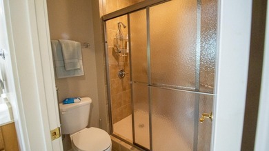 Best-priced 3 bdrm waterfront corner-unit condo available! Enjoy - photo 37