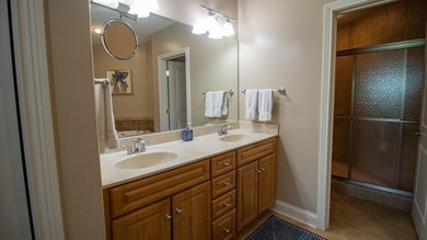 Best-priced 3 bdrm waterfront corner-unit condo available! Enjoy - photo 41