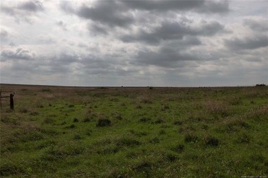 Experience the beauty and functionality of this 39.93-acre - photo 2