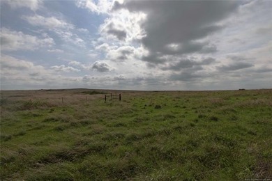 Experience the beauty and functionality of this 39.93-acre - photo 8