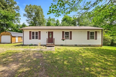 Lake Home For Sale in Soddy Daisy, Tennessee