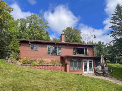 Lake Home For Sale in Suring, Wisconsin