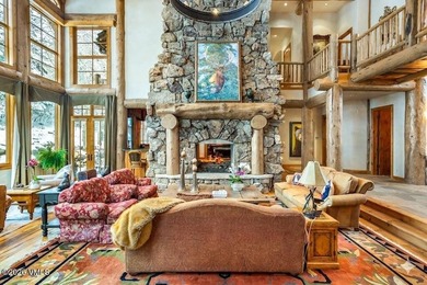 Offered for the first time, this exceptional custom-built - photo 5