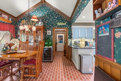 Amazing and well-kept Northfork Estates 4BR 3.5BTH brick home - photo 9