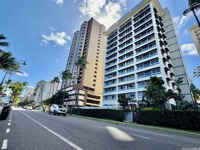 Very quiet and private building. Fairway Manor has only 4 units - photo 12