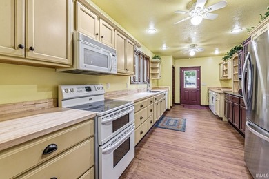 Lakefront Living at Its Finest - Your Dream Home Awaits! Watch - photo 14