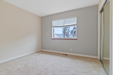 OCEANFRONT high bank townhome features sweeping ocean views that - photo 14