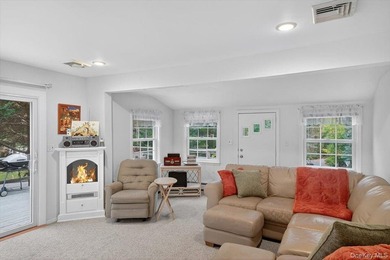 Charming cottage in walking distance to Long Beach and just - photo 4