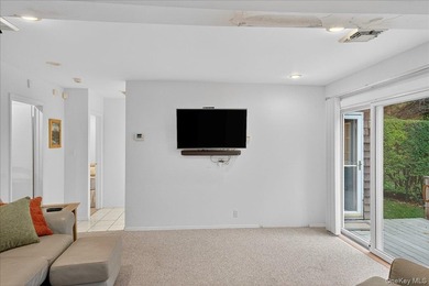 Charming cottage in walking distance to Long Beach and just - photo 6