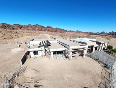 Luxury meets adventure in Havasu Riviera's prestigious Flat - photo 18