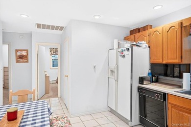Charming cottage in walking distance to Long Beach and just - photo 8
