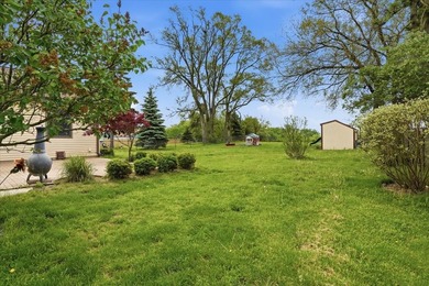 Immaculate in town ranch on a rare double lot. This beautifully - photo 22