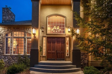 Exceptional, CUSTOM QUALITY two story, one owner home with a - photo 10