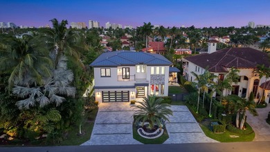 Experience refined waterfront living in this stunning Ocean - photo 2