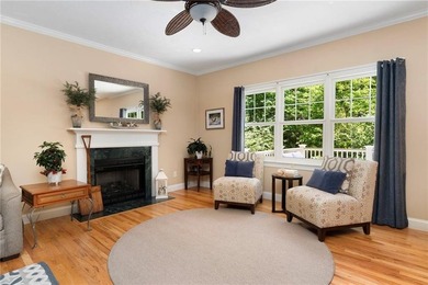 Welcome to this beautifully maintained 11-room Colonial nestled - photo 10