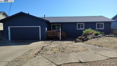 Hidden Valley Lake Home For Sale in Hidden Valley Lake California