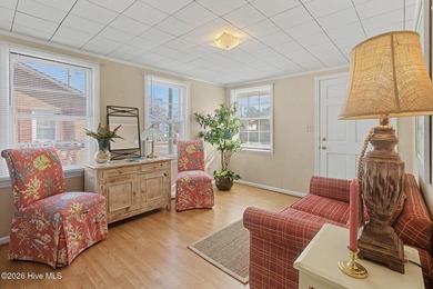 Escape to the beautiful White Lake! This 3-bedroom, 2-bathroom - photo 11
