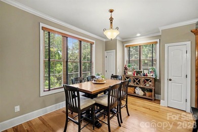 Fabulous SMART CONSTRUCTION home has it all--privacy, desirable - photo 12
