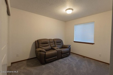 Easy breezy maintenance free living in this zero step one level