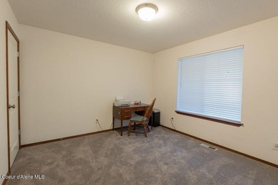 Easy breezy maintenance free living in this zero step one level