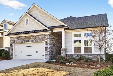 Looper Lake Home For Sale in Flowery Branch Georgia