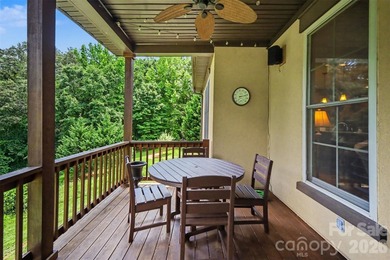 Fabulous SMART CONSTRUCTION home has it all--privacy, desirable - photo 22