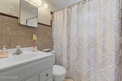 Escape to the beautiful White Lake! This 3-bedroom, 2-bathroom - photo 22
