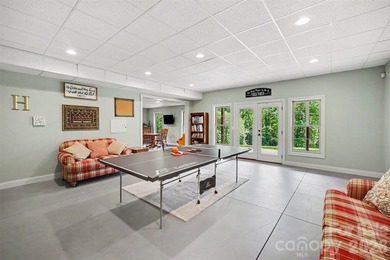 Fabulous SMART CONSTRUCTION home has it all--privacy, desirable - photo 32