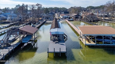 Escape to the beautiful White Lake! This 3-bedroom, 2-bathroom - photo 34