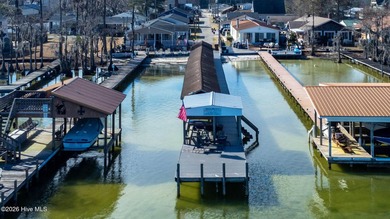 Escape to the beautiful White Lake! This 3-bedroom, 2-bathroom - photo 35