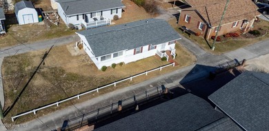 Escape to the beautiful White Lake! This 3-bedroom, 2-bathroom - photo 42