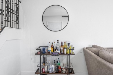 Beautiful 2-bedroom, 2 full and 1 half-bath home in a tranquil - photo 7