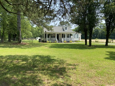 Chickamauga Lake Home Sale Pending in Ooltewah Tennessee