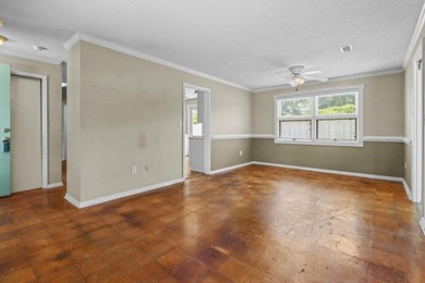 This charming 3-bedroom, 1.5-bath home offers a spacious floor - photo 5